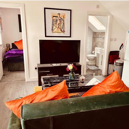 Birmingham Apt-Sleeps 4-Walk To City Centre-Pets Бирмингем Экстерьер фото