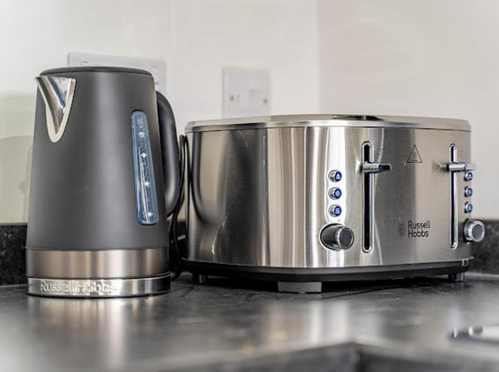 Birmingham Apt-Sleeps 4-Walk To City Centre-Pets Бирмингем Экстерьер фото