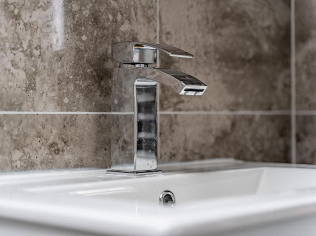 Birmingham Apt-Sleeps 4-Walk To City Centre-Pets Бирмингем Экстерьер фото